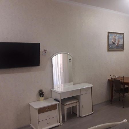 Kak Doma Aparthotel Odessa Exterior photo
