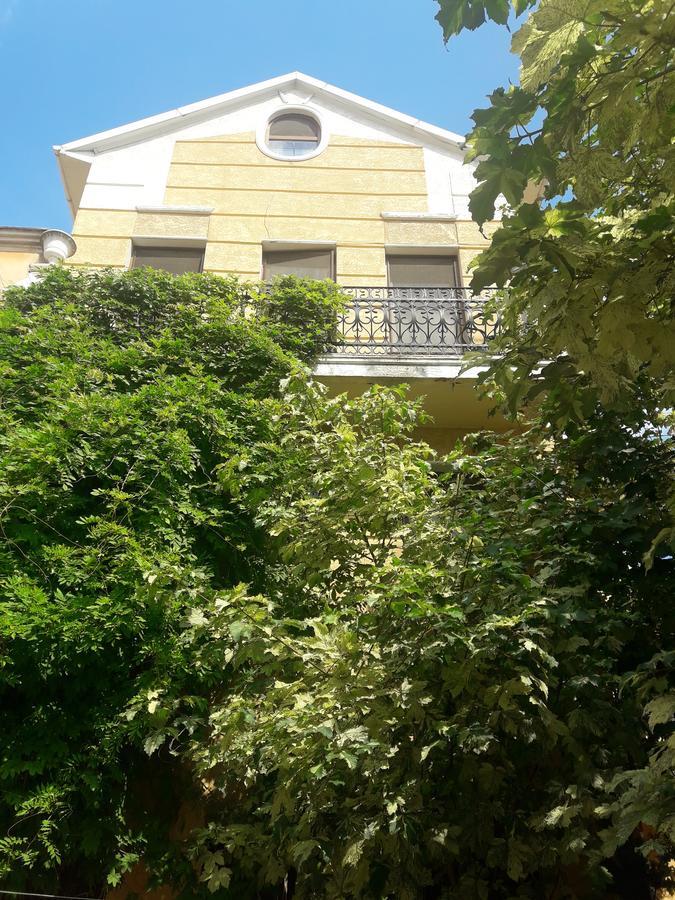 Kak Doma Aparthotel Odessa Exterior photo